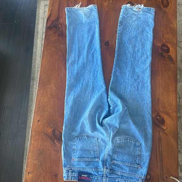 Vintage Tommy Hilfiger - Picture 2 of 3